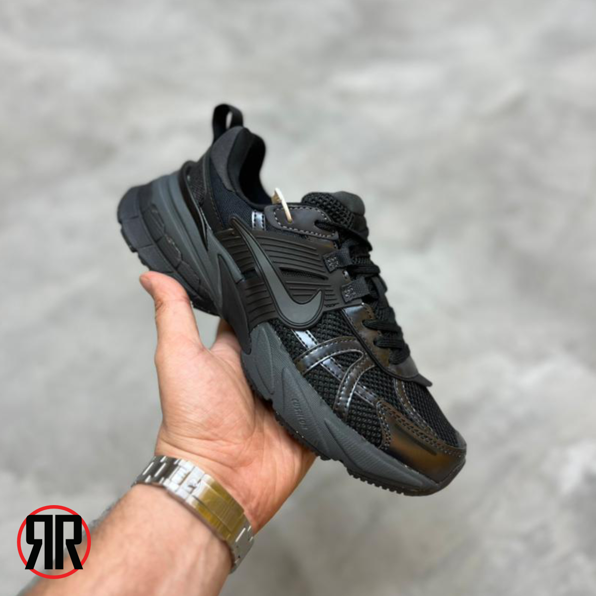 کتونی نایک وی تو کی ران ( Nike V2K Run ) کتونی نایک وی تو کی ران ( Nike V2K Run )